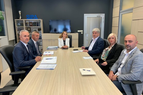 Članovi Nezavisnog odbora Parlamentarne skupštine BiH posjetili Državnu agenciju za istrage i zaštitu 
